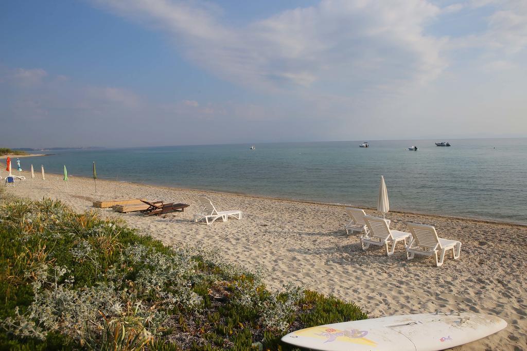 Beach Front Chanioti Поліхроно Екстер'єр фото