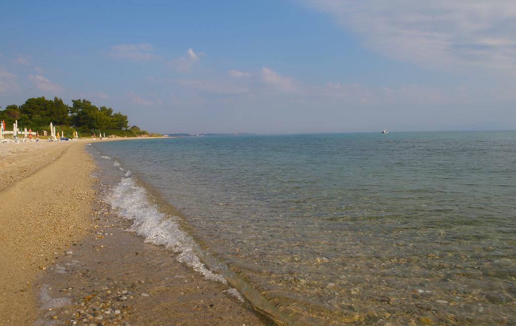 Beach Front Chanioti Поліхроно Екстер'єр фото